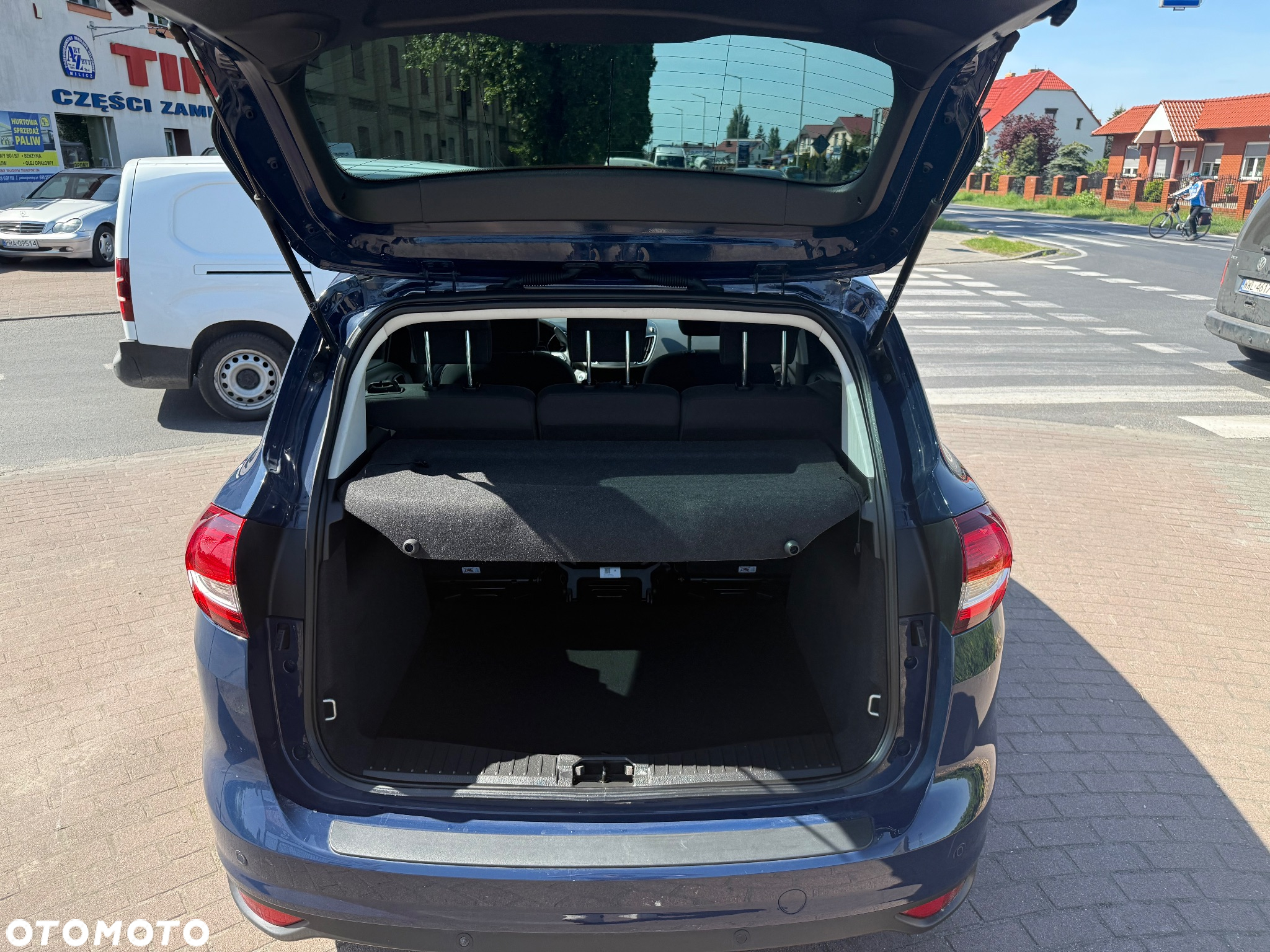 Ford C-MAX 2.0 TDCi Titanium ASS - 14