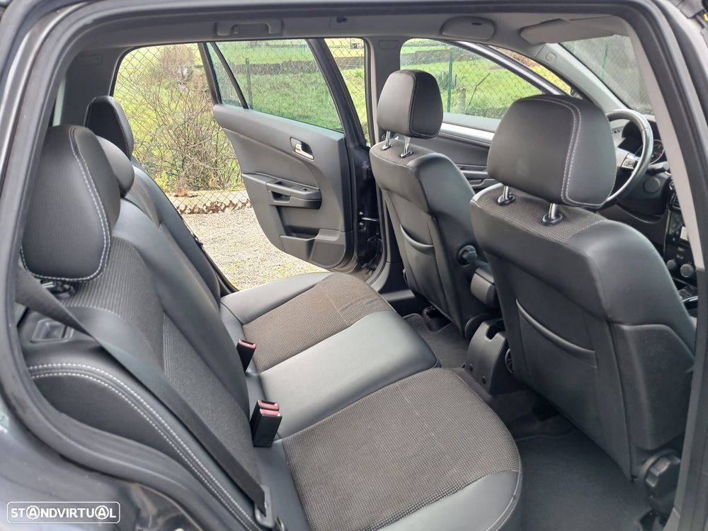 Opel Astra Caravan 1.7 CDTi Cosmo Plus ecoFlex - 3