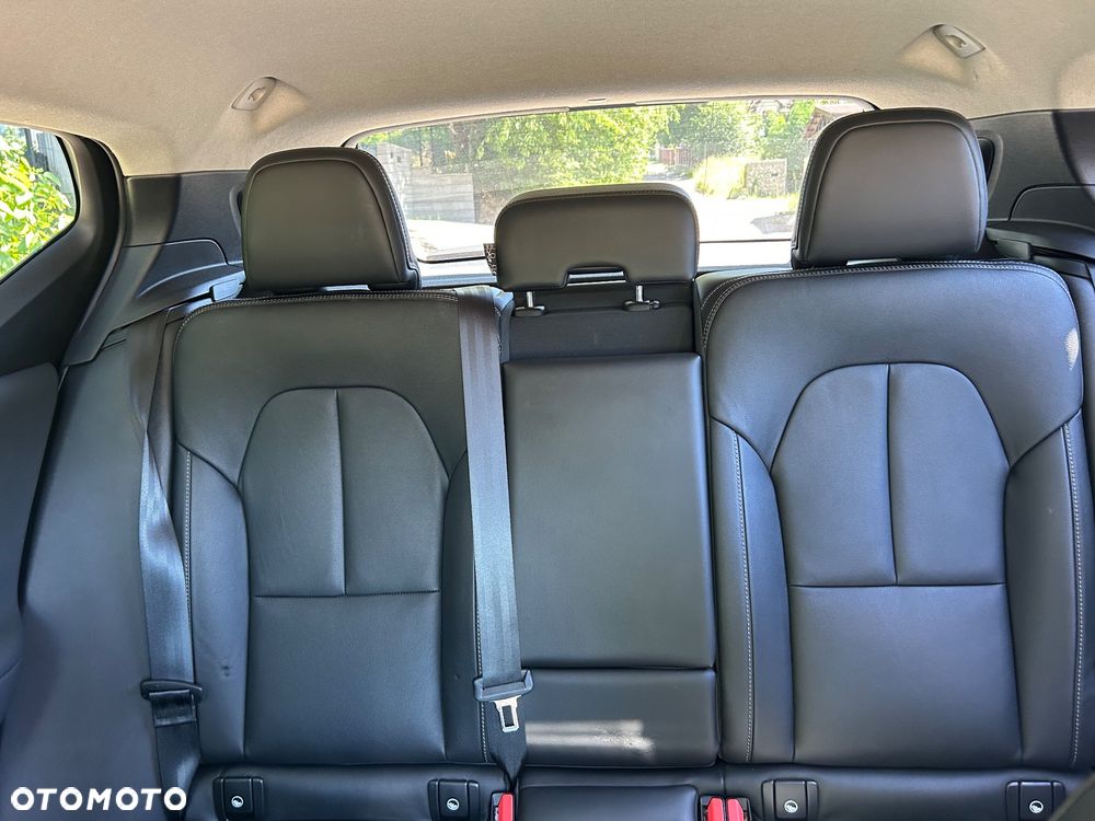 Volvo XC 40 T5 AWD Momentum - 7