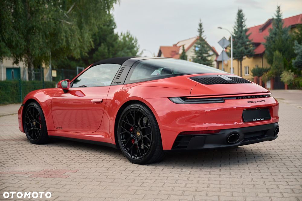 Porsche 911 Targa 4 GTS - 8