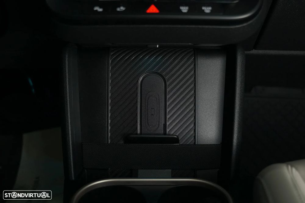 MINI 3 Portas Cooper C Favoured M - 26