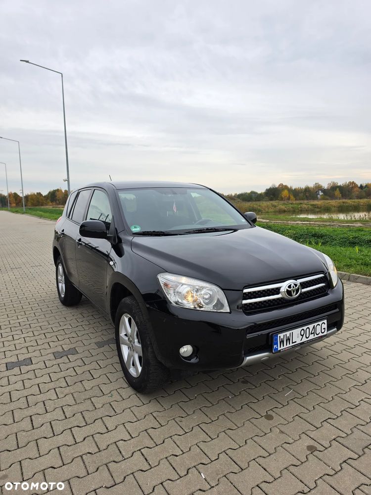 Toyota RAV4 2.0 4x4 Travel - 1