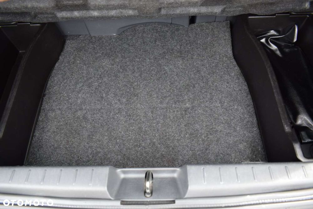Toyota Yaris - 13