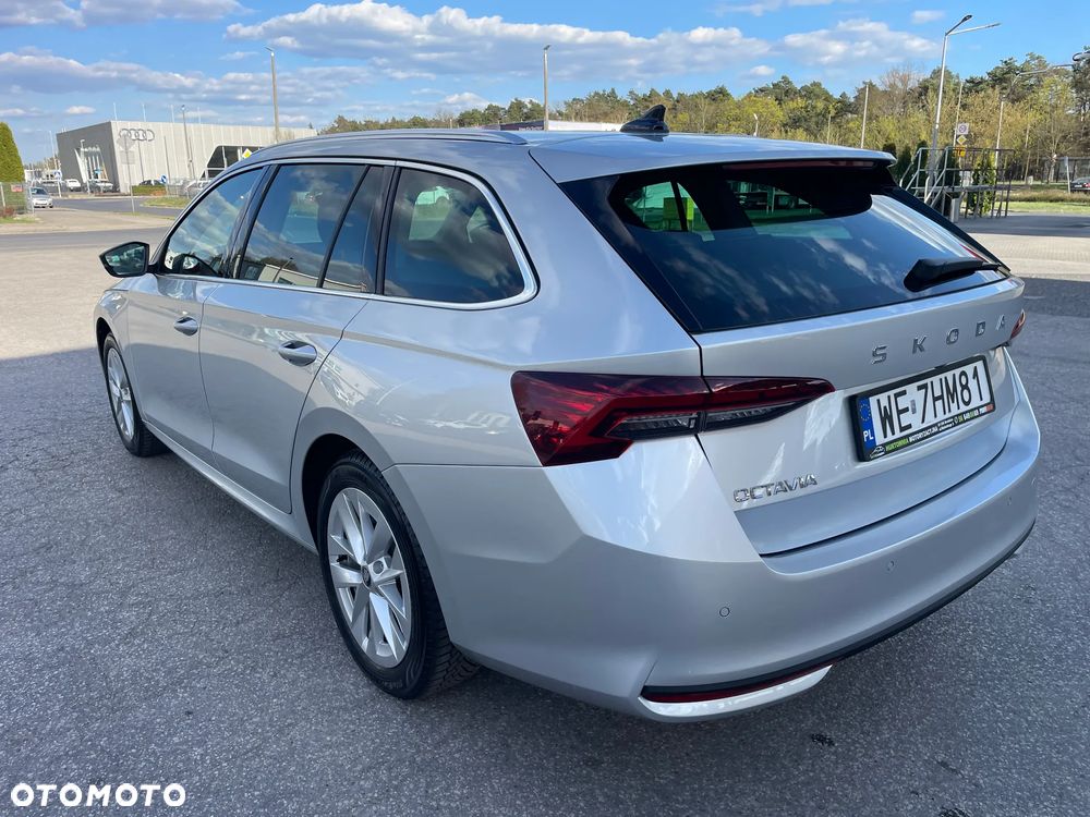 Skoda Octavia 1.5 TSI mHEV Selection DSG - 5