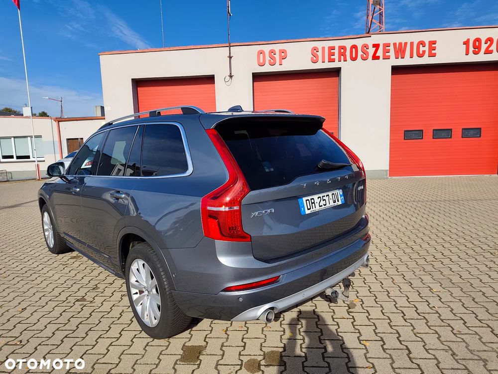 Volvo XC 90 - 8