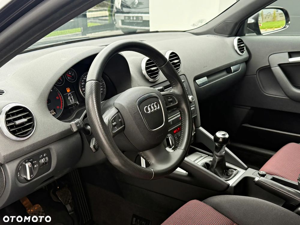 Audi A3 Sportback 2.0 TDI DPF Prime Line - 32