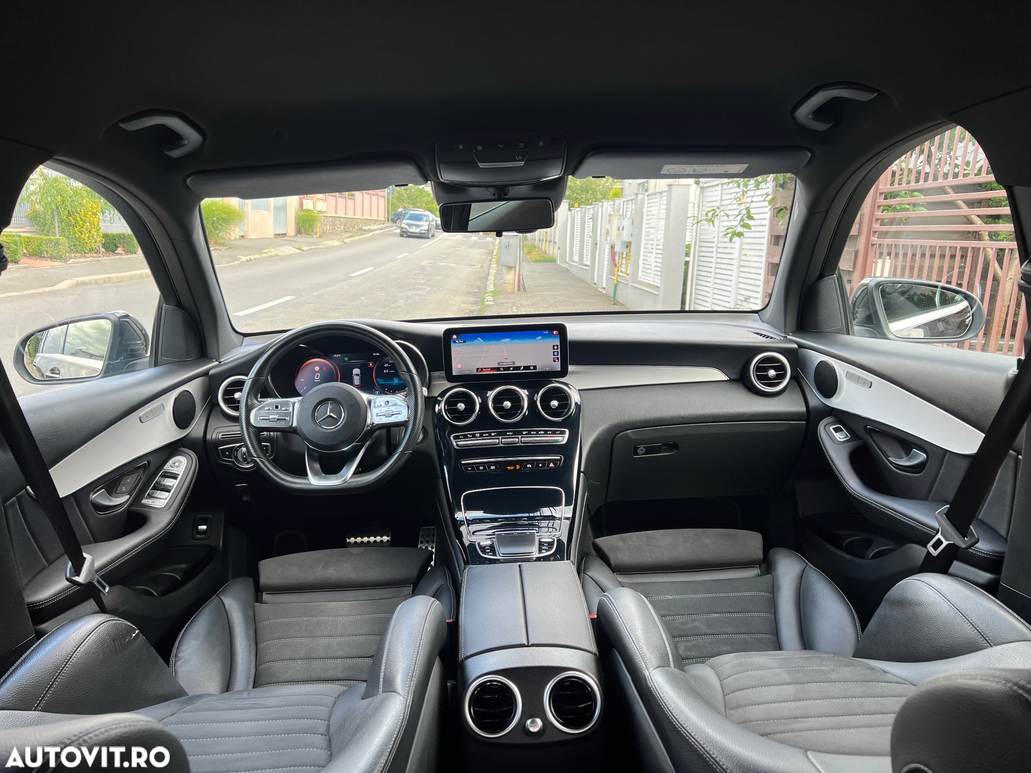 Mercedes-Benz GLC 220 d 4Matic 9G-TRONIC AMG Line - 5