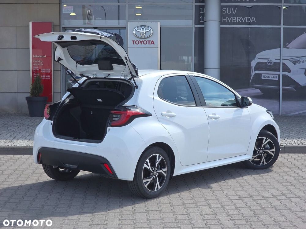 Toyota Yaris Hybrid 1.5 Style - 6
