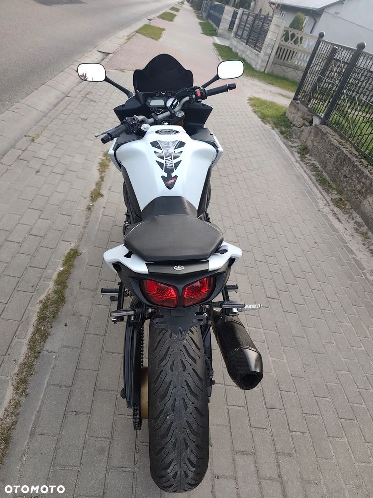 Yamaha FZ8 - 9