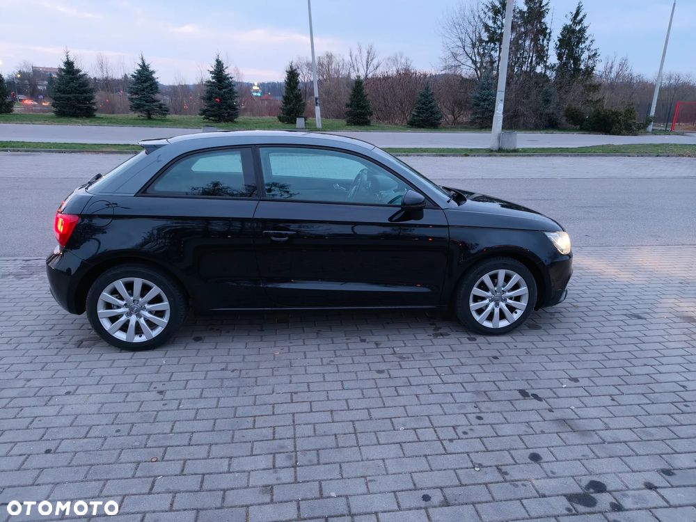 Audi A1 3-drzwiowe 1.6 TDI admired - 6