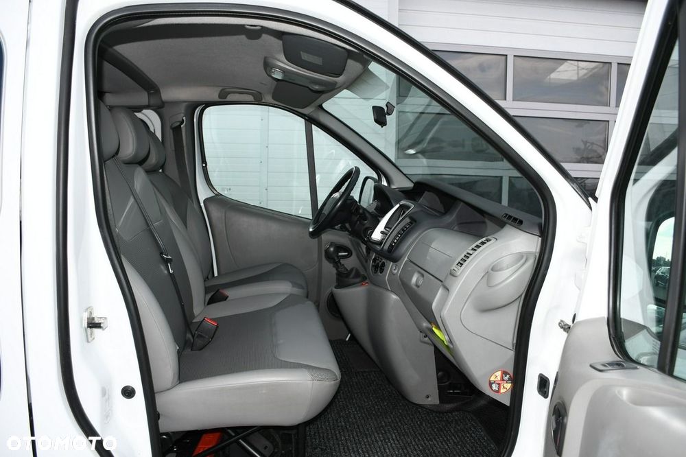 Renault Trafic - 28