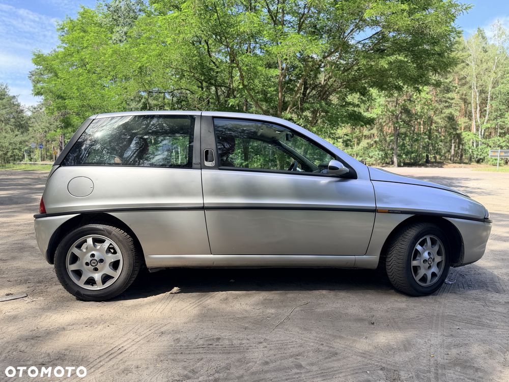 Lancia Ypsilon - 3