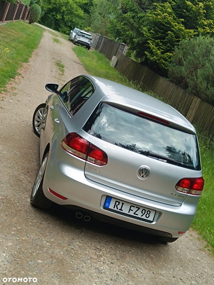 Volkswagen Golf - 31