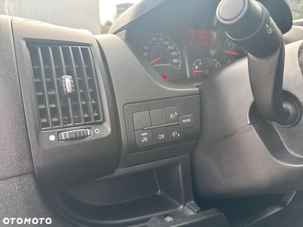 Peugeot Boxer 435 BlueHDi  L4H2 Premium Brygadówka - 13
