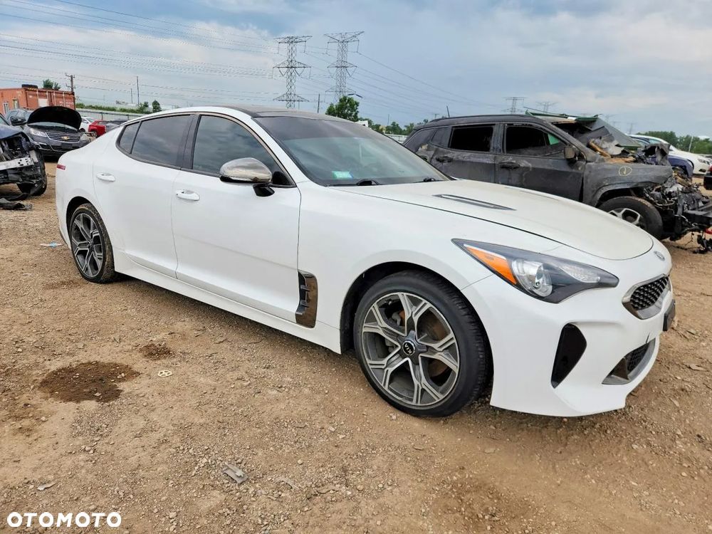 Kia Stinger 2.0 T-GDI GT Line - 2