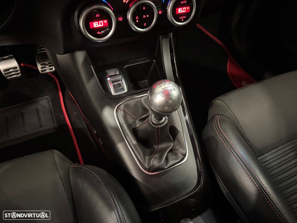 Alfa Romeo Giulietta 1.6 JTDM Progression - 36