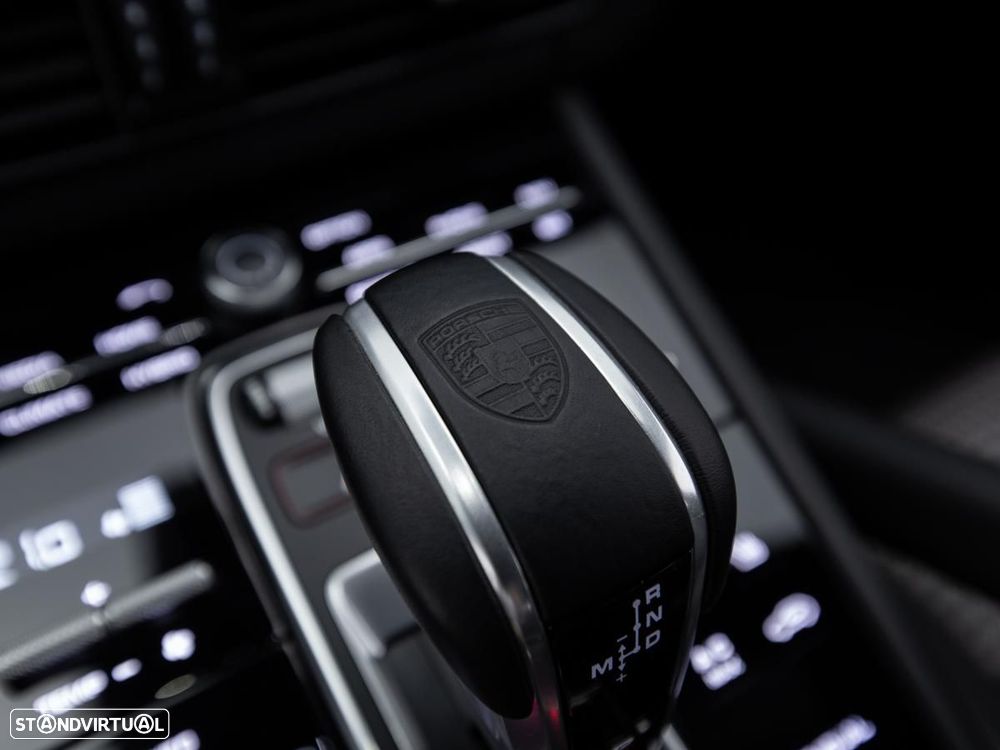 Porsche Cayenne Coupé Turbo S E-Hybrid - 30
