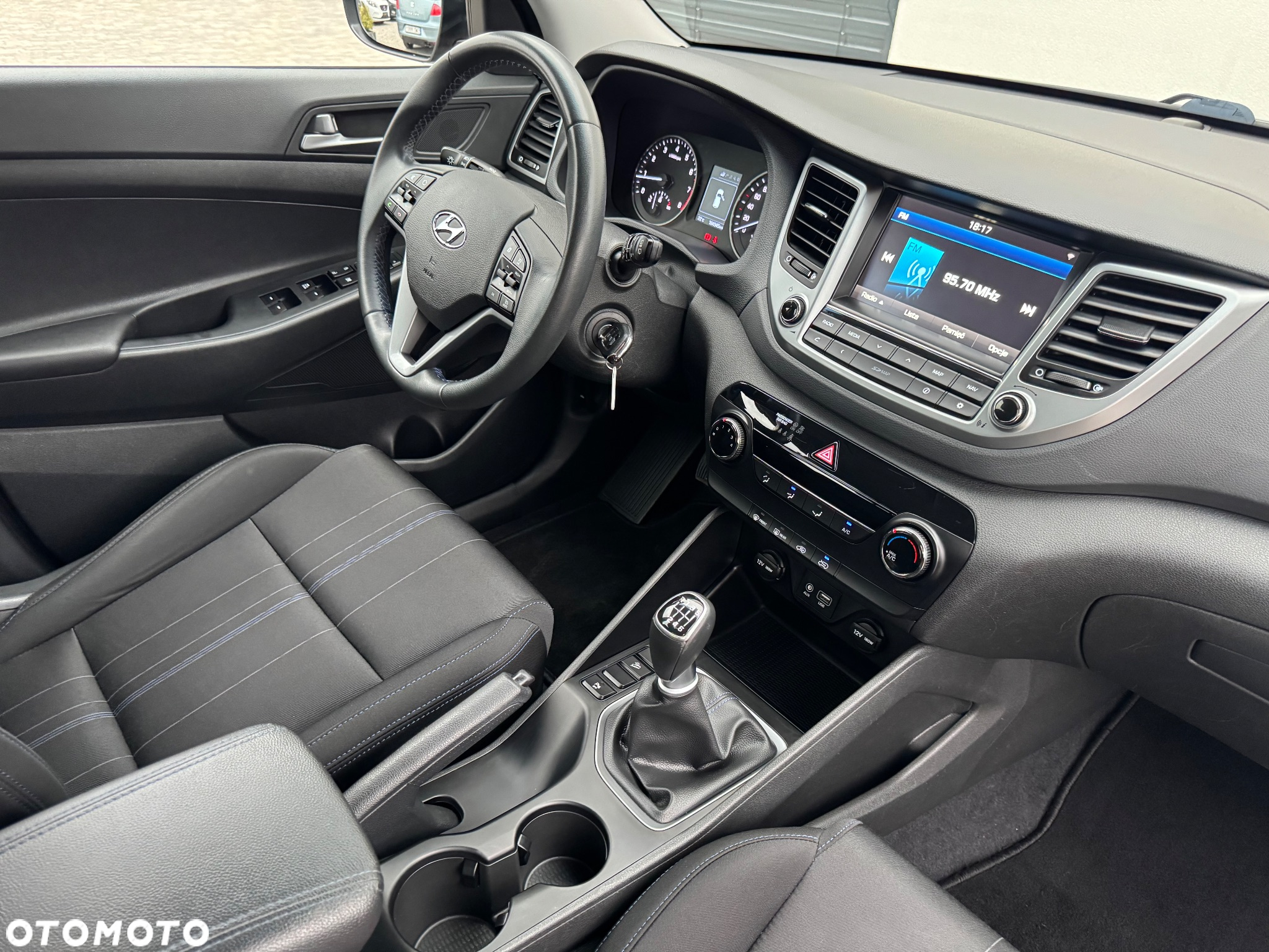 Hyundai Tucson 1.6 T-GDI GO 2WD - 30