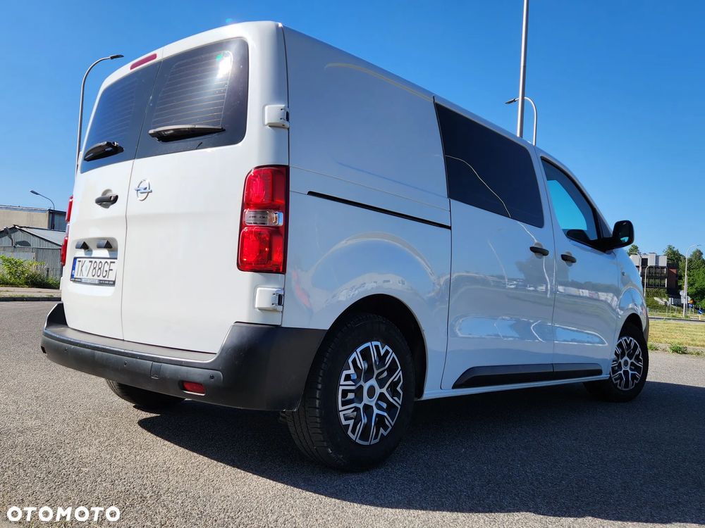 Opel Vivaro - 17