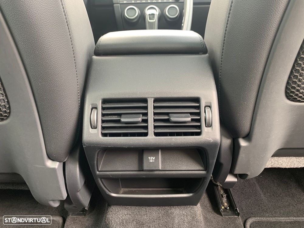 Jaguar E-Pace 2.0 P250 R-Dynamic S AWD Aut. - 42