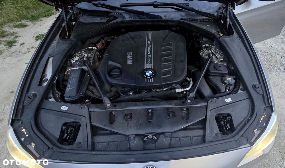 BMW Seria 5 530d xDrive Sport-Aut Luxury Line - 14