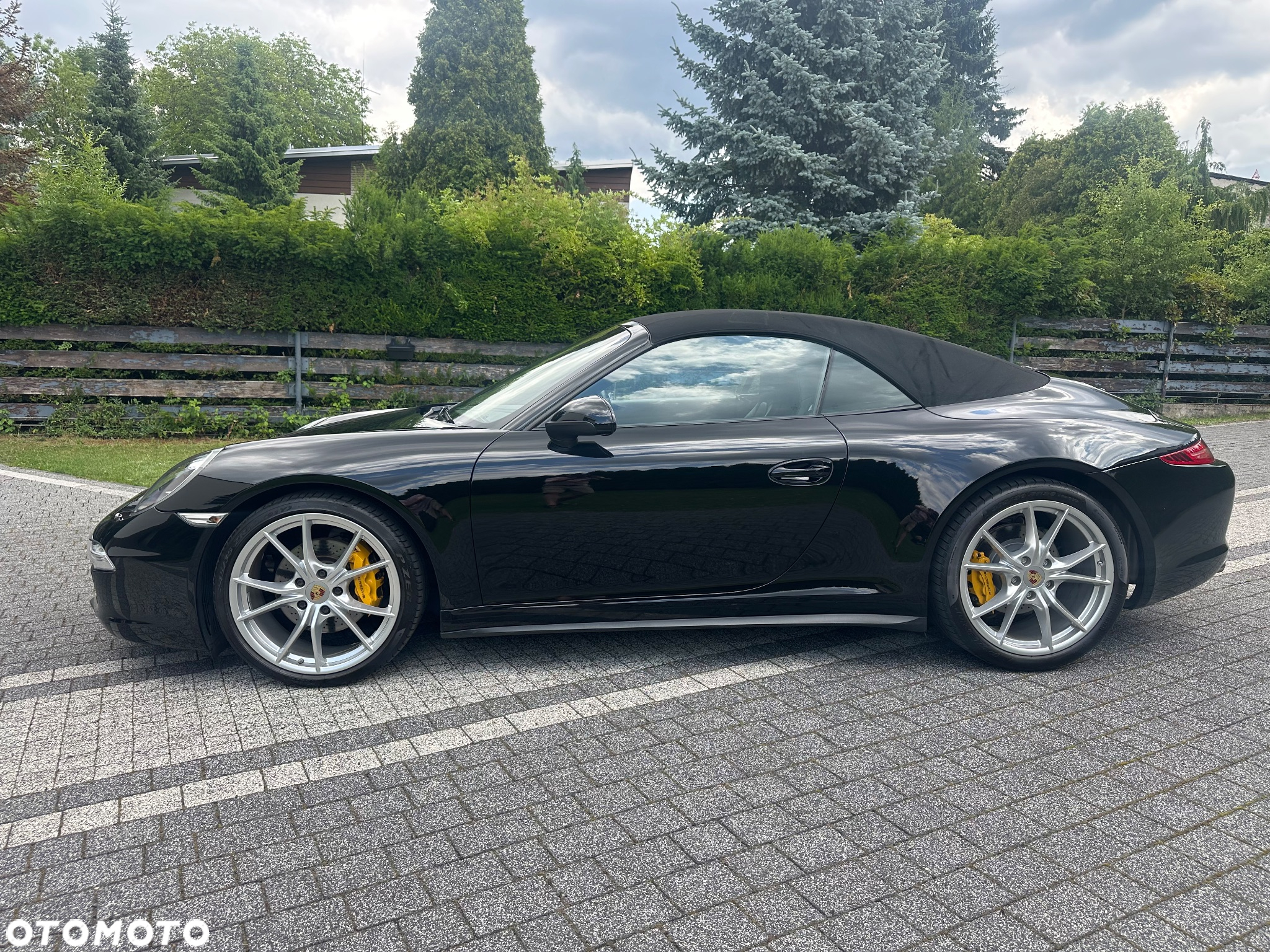 Porsche 911 Carrera 4 Cabriolet PDK - 19