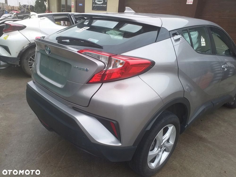Toyota C-HR CHR katalizator tłumik środkowy 22r - 13