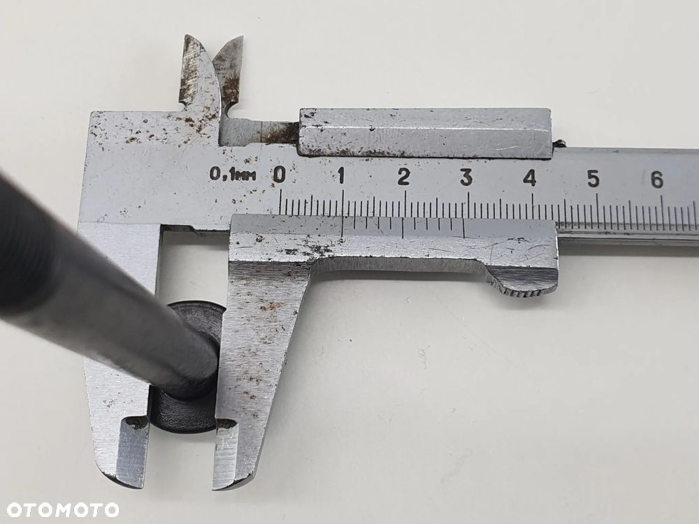 SRUBA PODKLADKA  CAN AM RYKER - 22