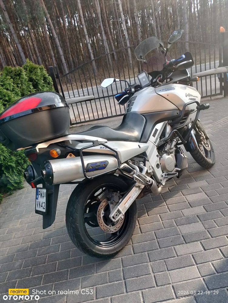 Suzuki V-STROM - 8