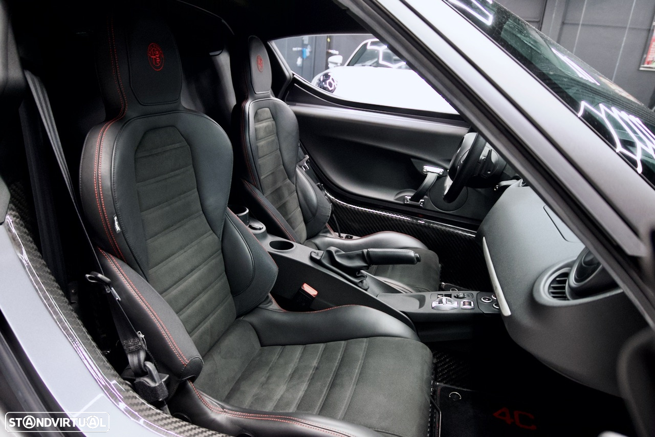 Alfa Romeo 4C 1750 TBi - 16