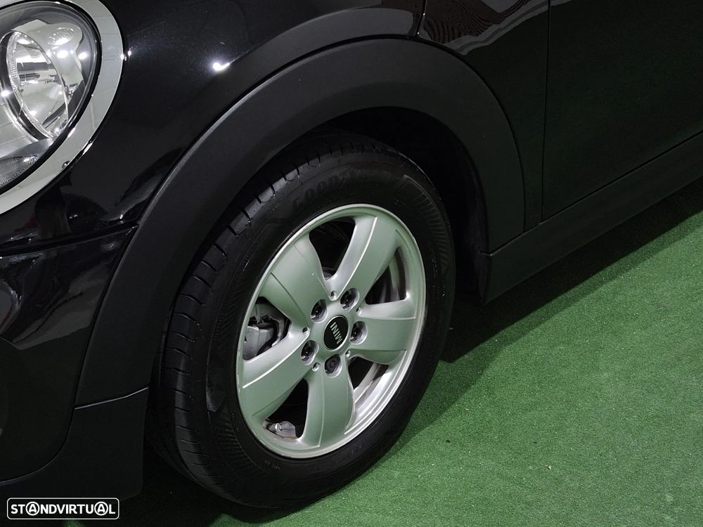 MINI 3 Portas One D - 4