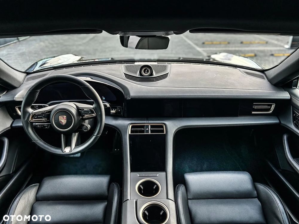Porsche Taycan 105kWh 4S Performance Plus - 10
