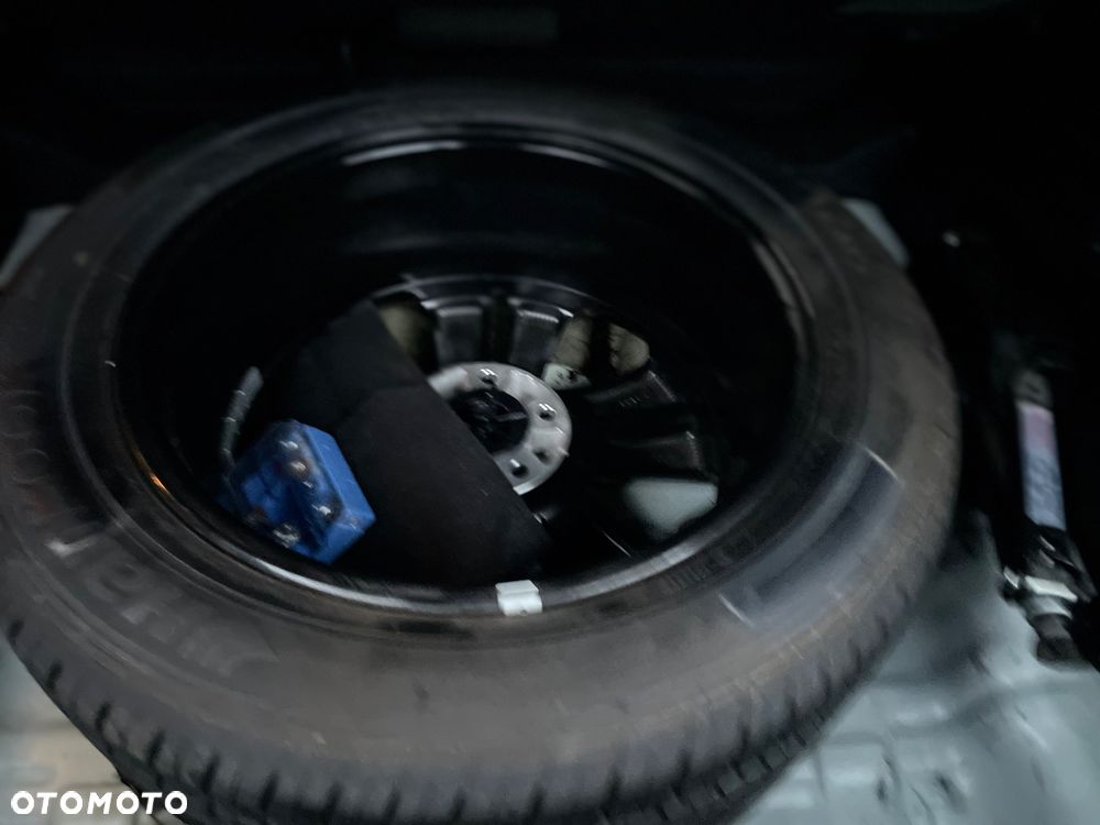 Kia Sportage 1.7 CRDI 2WD ISG Dream-Team Edition - 29