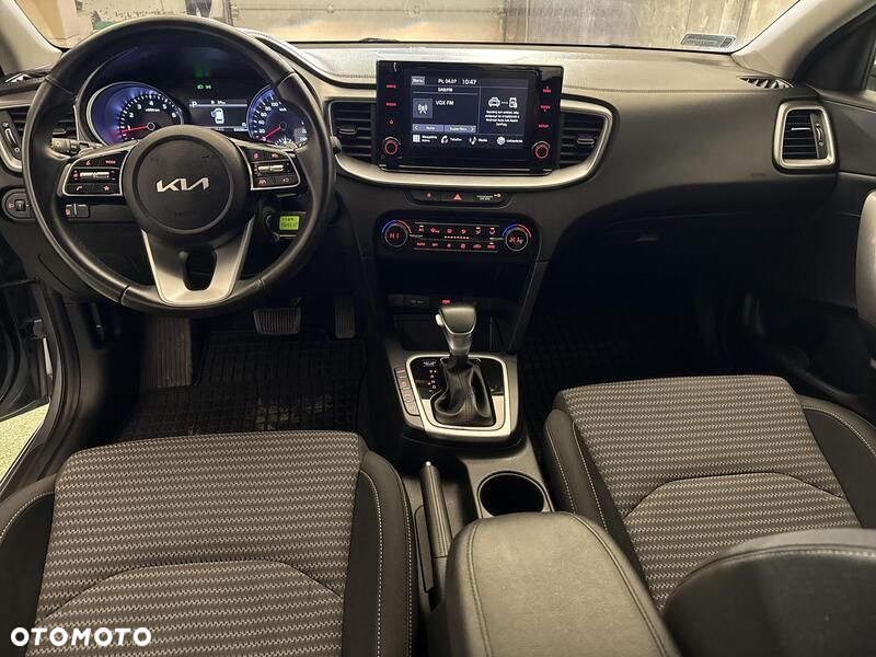Kia Ceed - 22