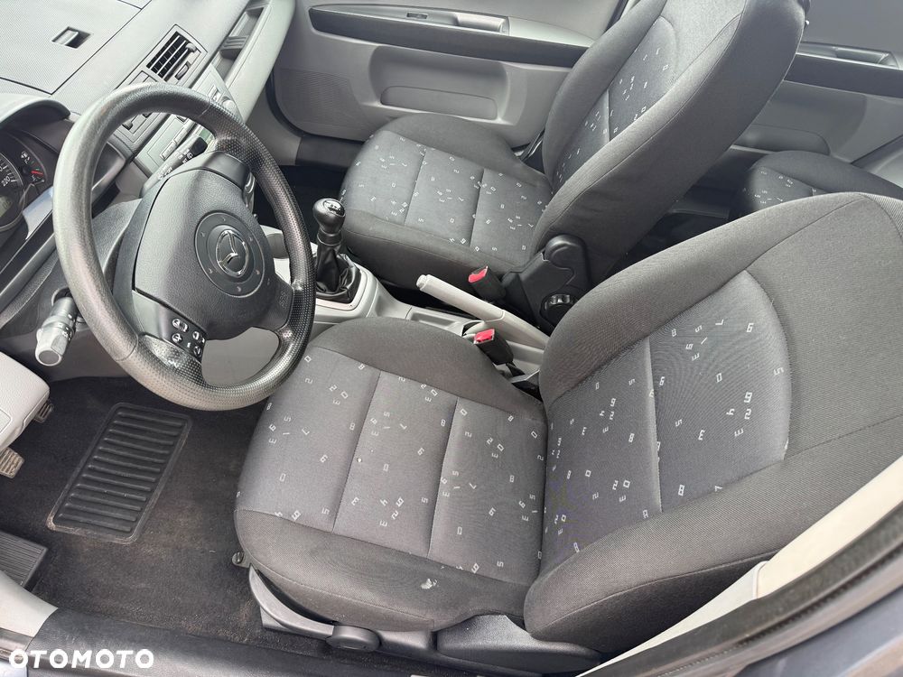 Mazda 2 1.25 Core + - 5