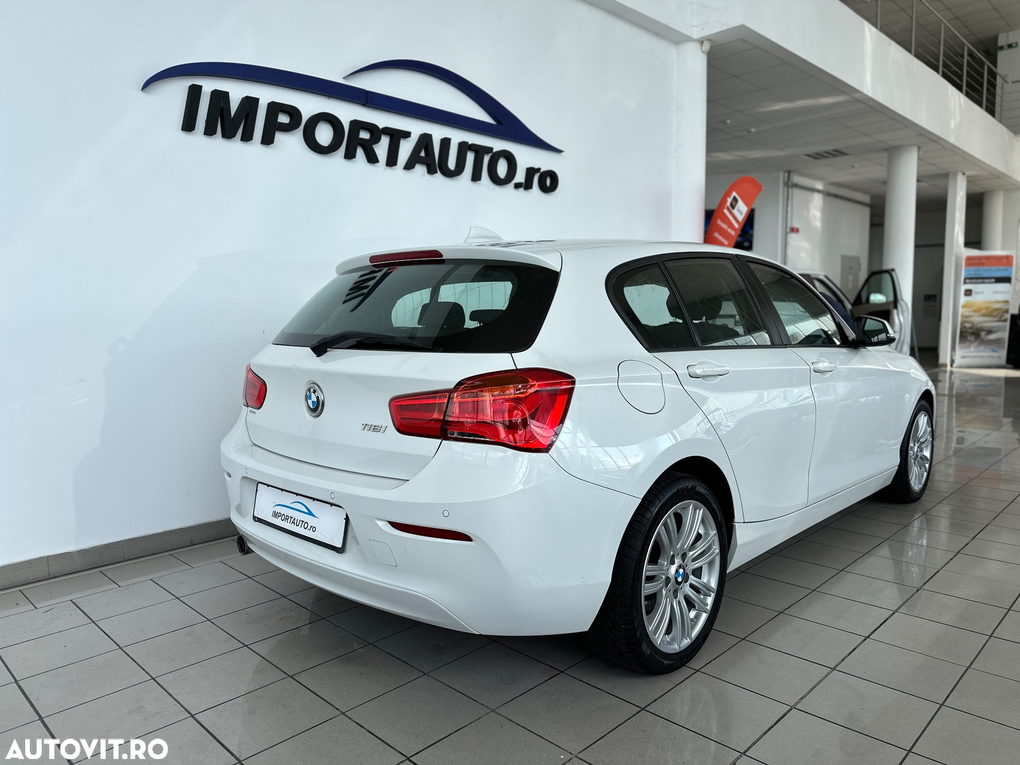 BMW Seria 1 116i Advantage - 10