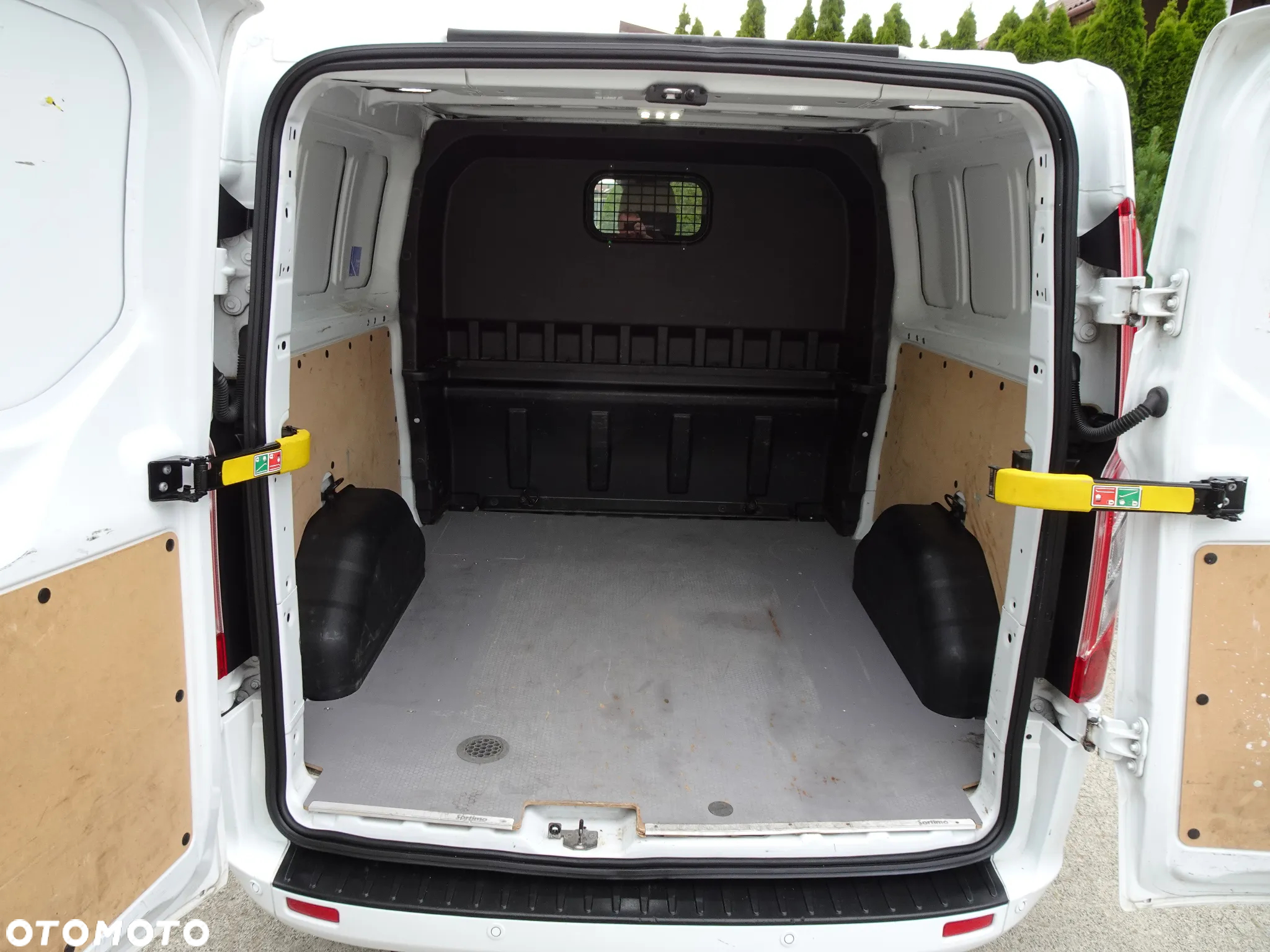 Ford Transit Custom 320 L2H1 Limited (bryg.) - 10