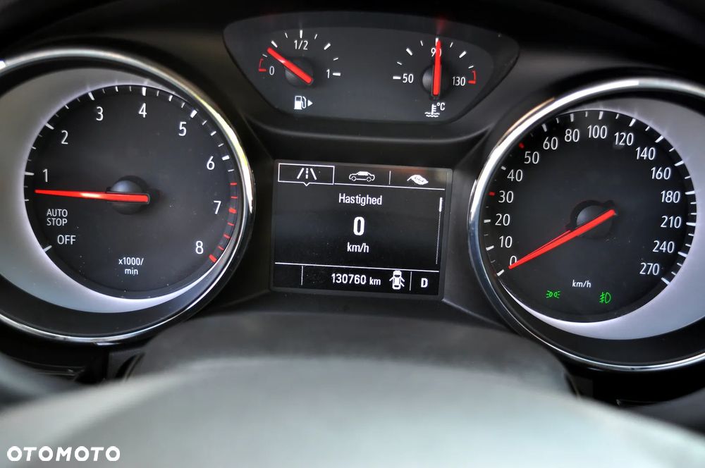 Opel Astra 1.4 T Dynamic S&S - 35