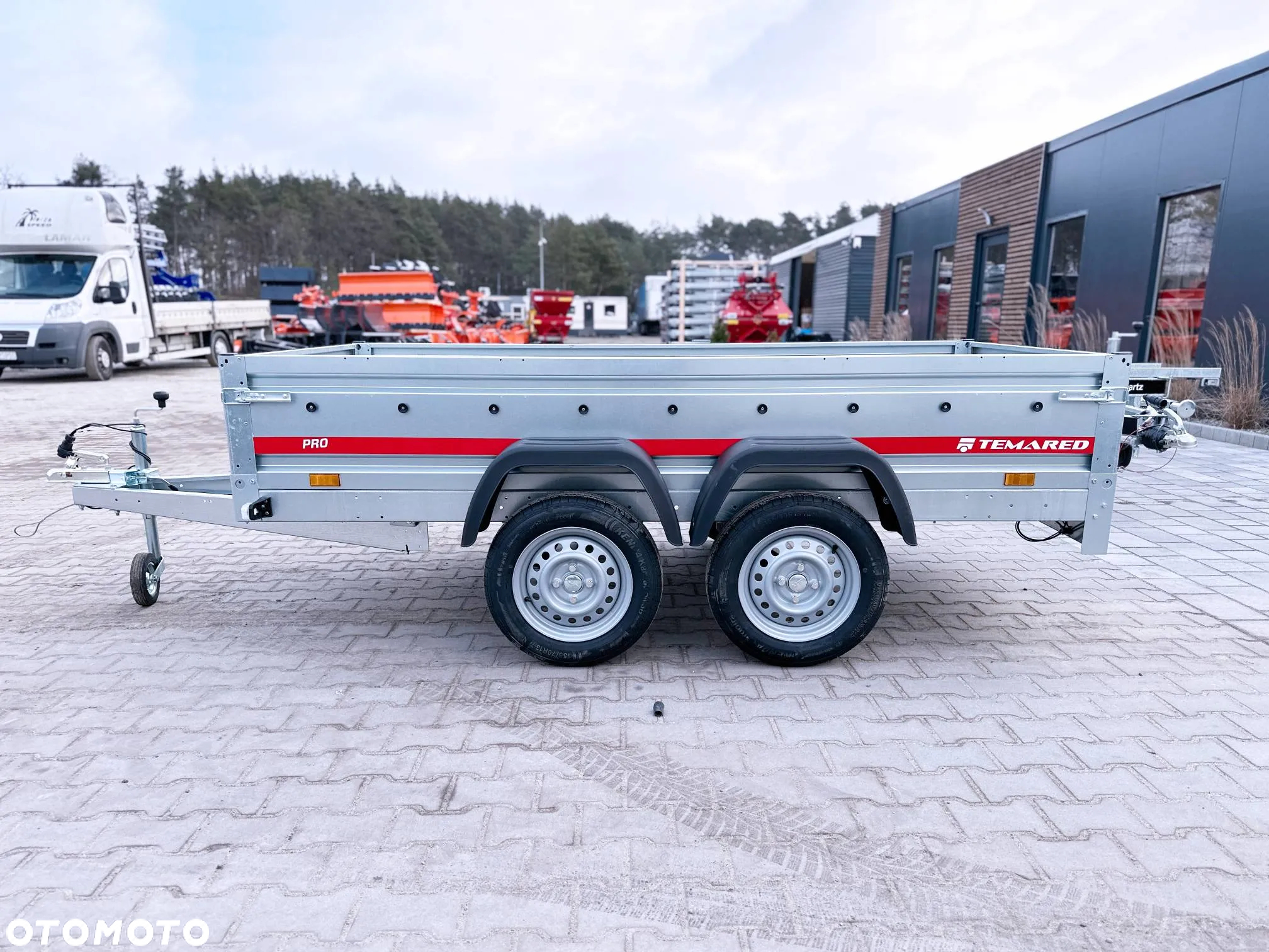 Temared PRO 2612/2 Przyczepka samochodowa 264x126cm dwuosiowa - 2