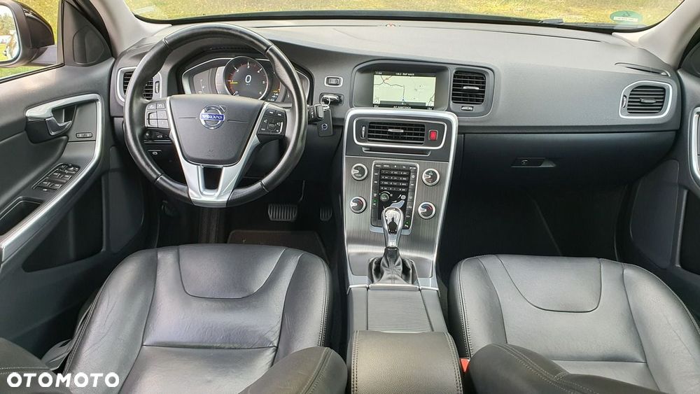 Volvo S60 D3 Geartronic Momentum - 6
