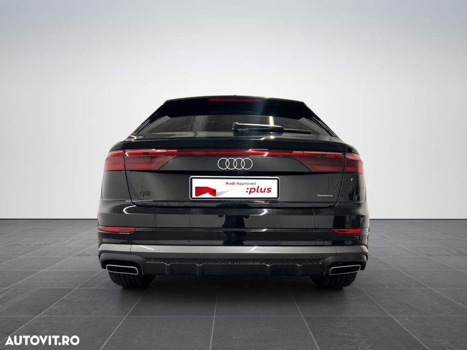 Audi Q8 - 5