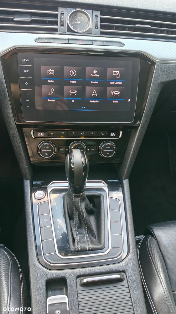 Volkswagen Passat 2.0 TDI SCR DSG - 19