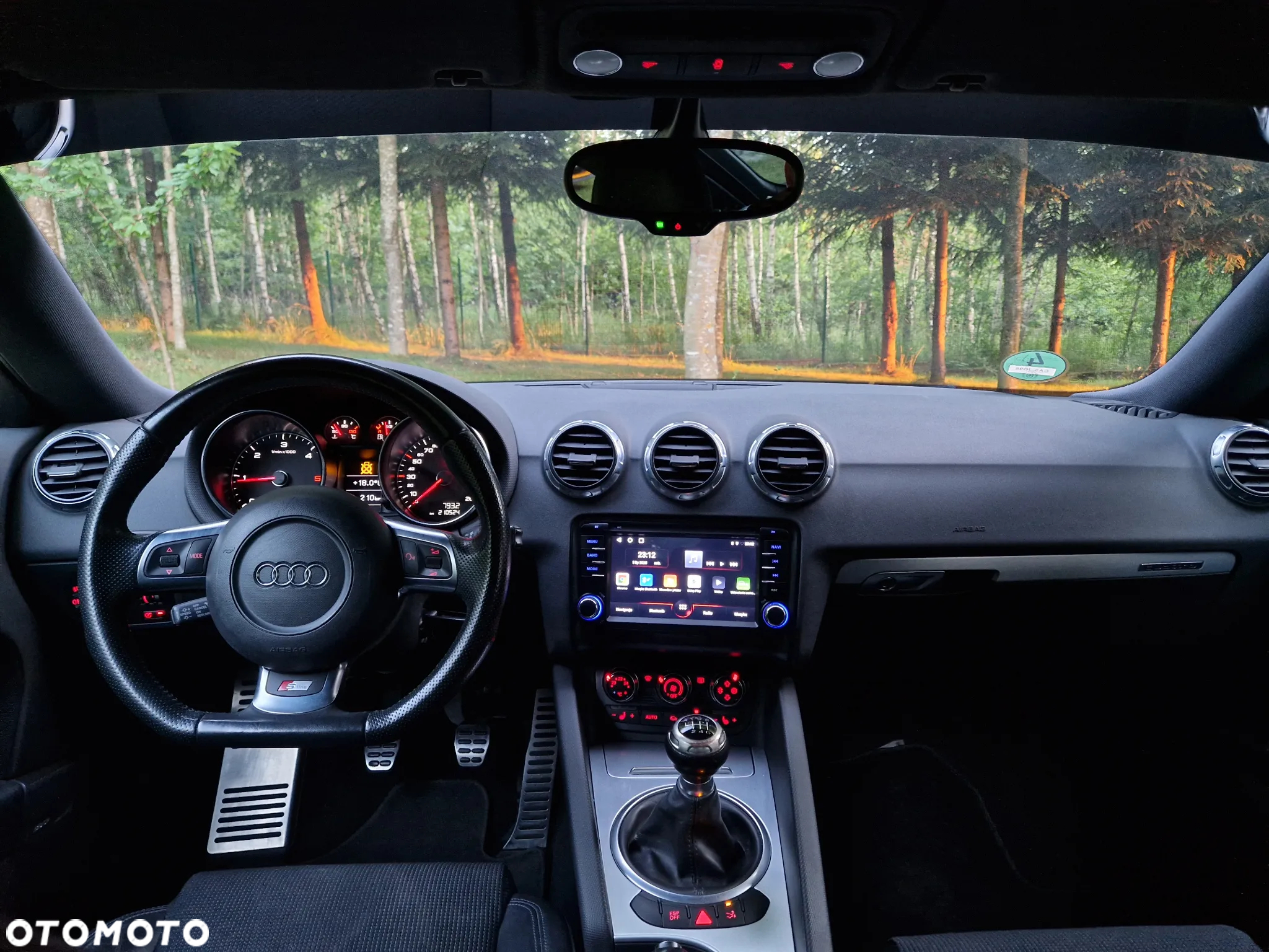 Audi TT Coupé 2.0 TDI Quattro - 12
