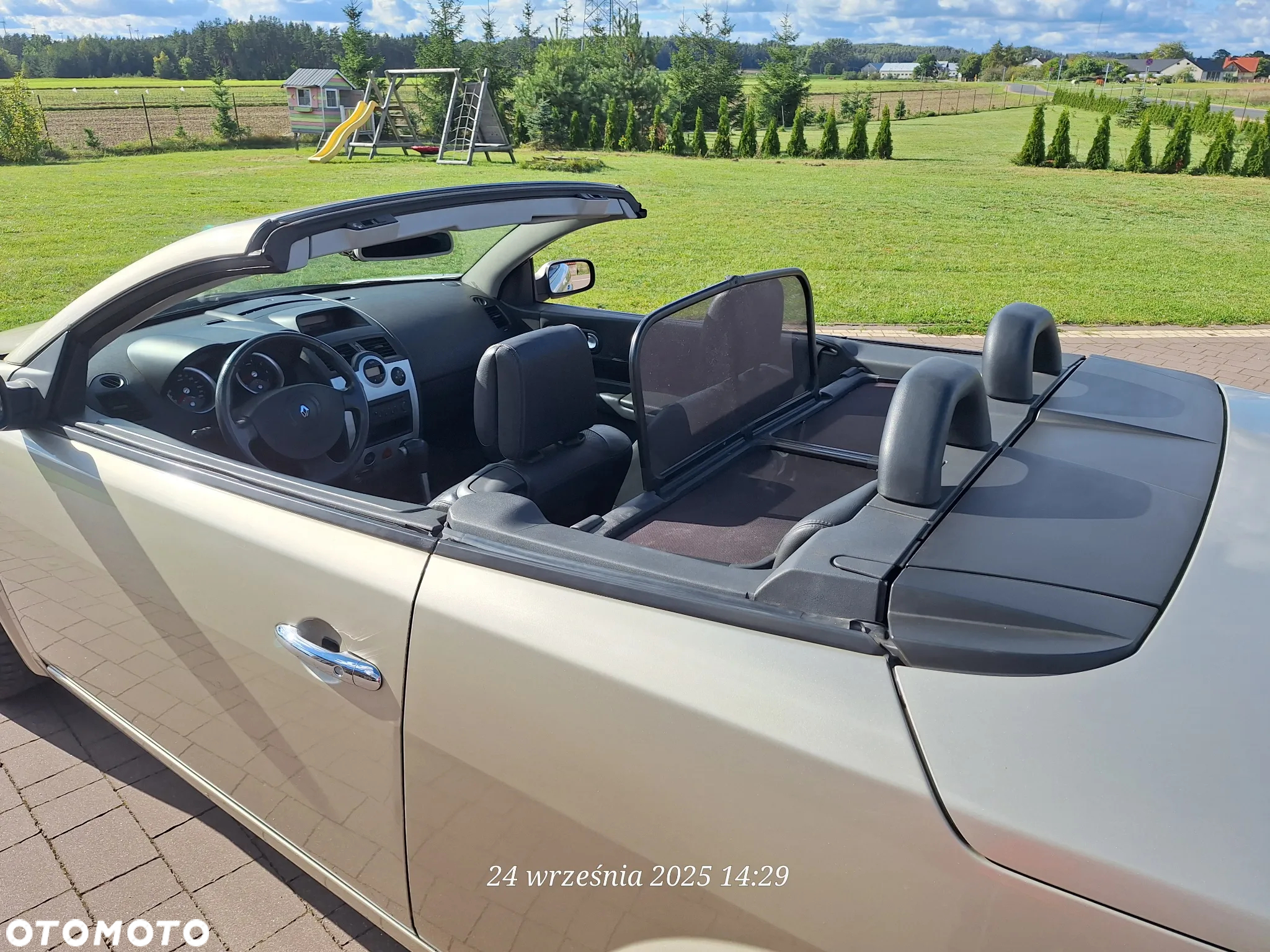Renault Megane 2.0 Coupe-Cabriolet Dynamique - 24