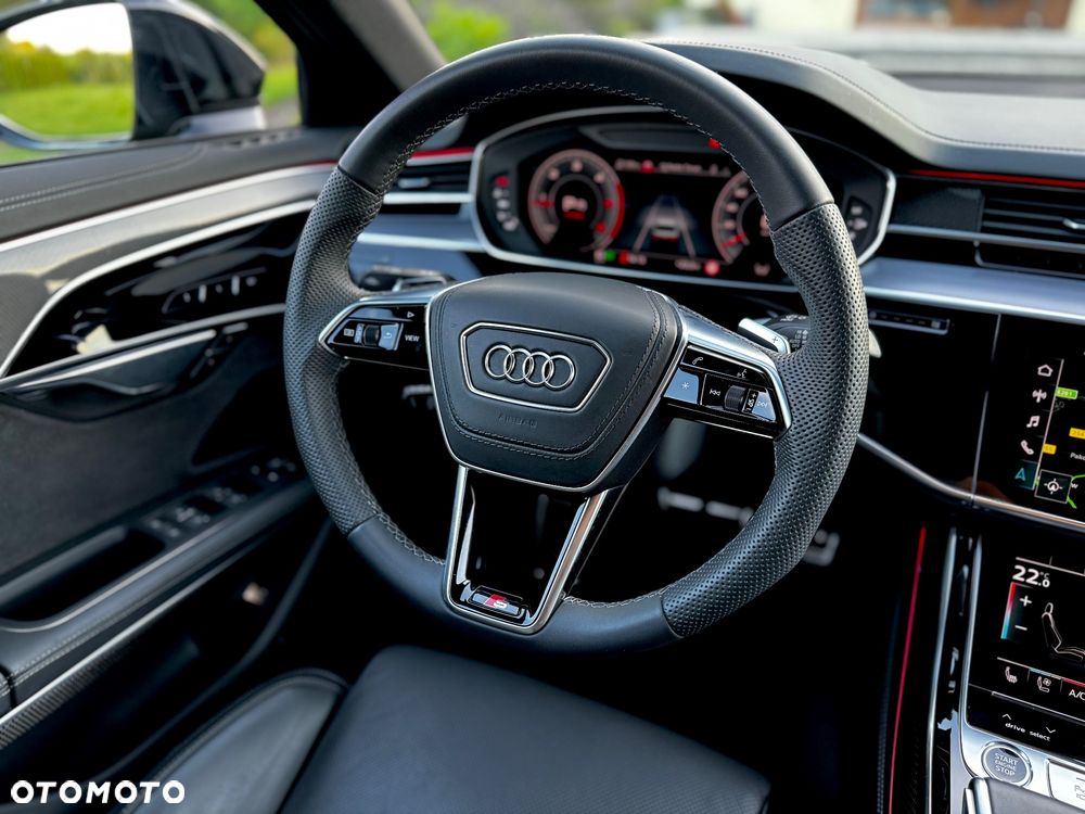 Audi A8 - 22
