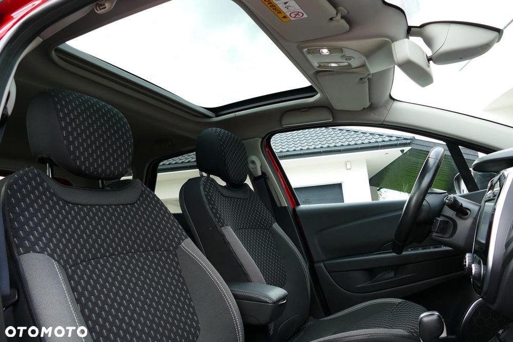 Renault Captur 1.2 Energy TCe Initiale Paris EDC - 32