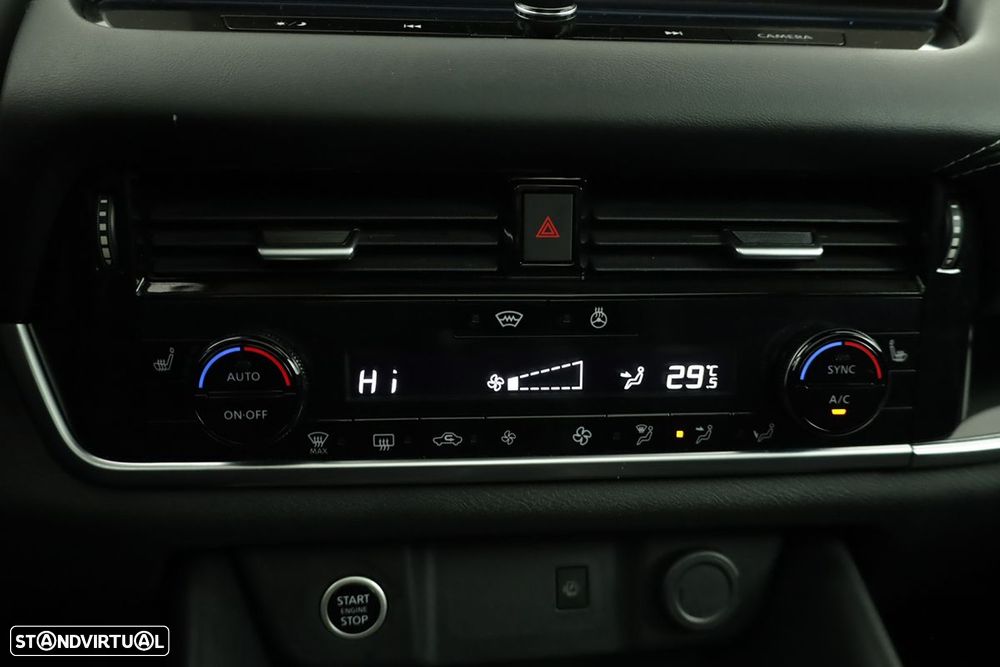 Nissan Qashqai 1.3 DIG-T N-Connecta LED Xtronic - 13