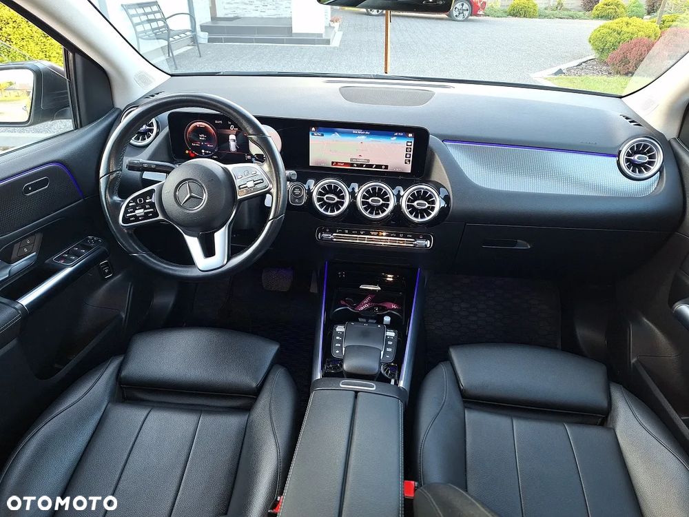 Mercedes-Benz Klasa B 180 d 7G-DCT Editon 19 - 22