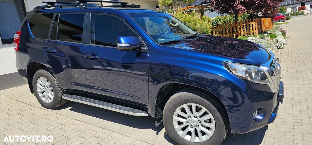 Toyota Land Cruiser 3.0l Turbo D-4D Aut. AVS 7 Locuri Luxury - 3