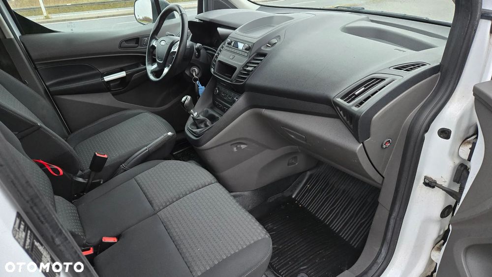 Ford Transit Connect - 13
